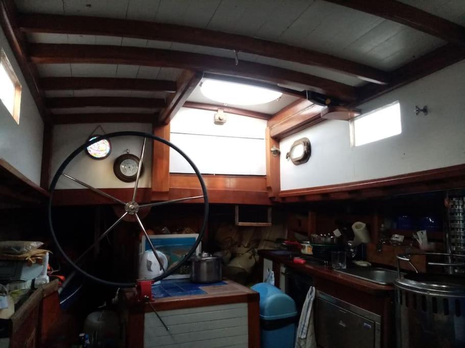 Superbe Vieux Greement A La Rochelle Botel *