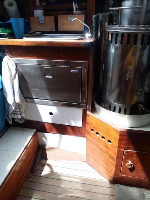 Superbe Vieux Greement A La Rochelle Botel *